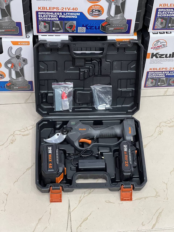 قیچی شارژی برند زوبربزرگش