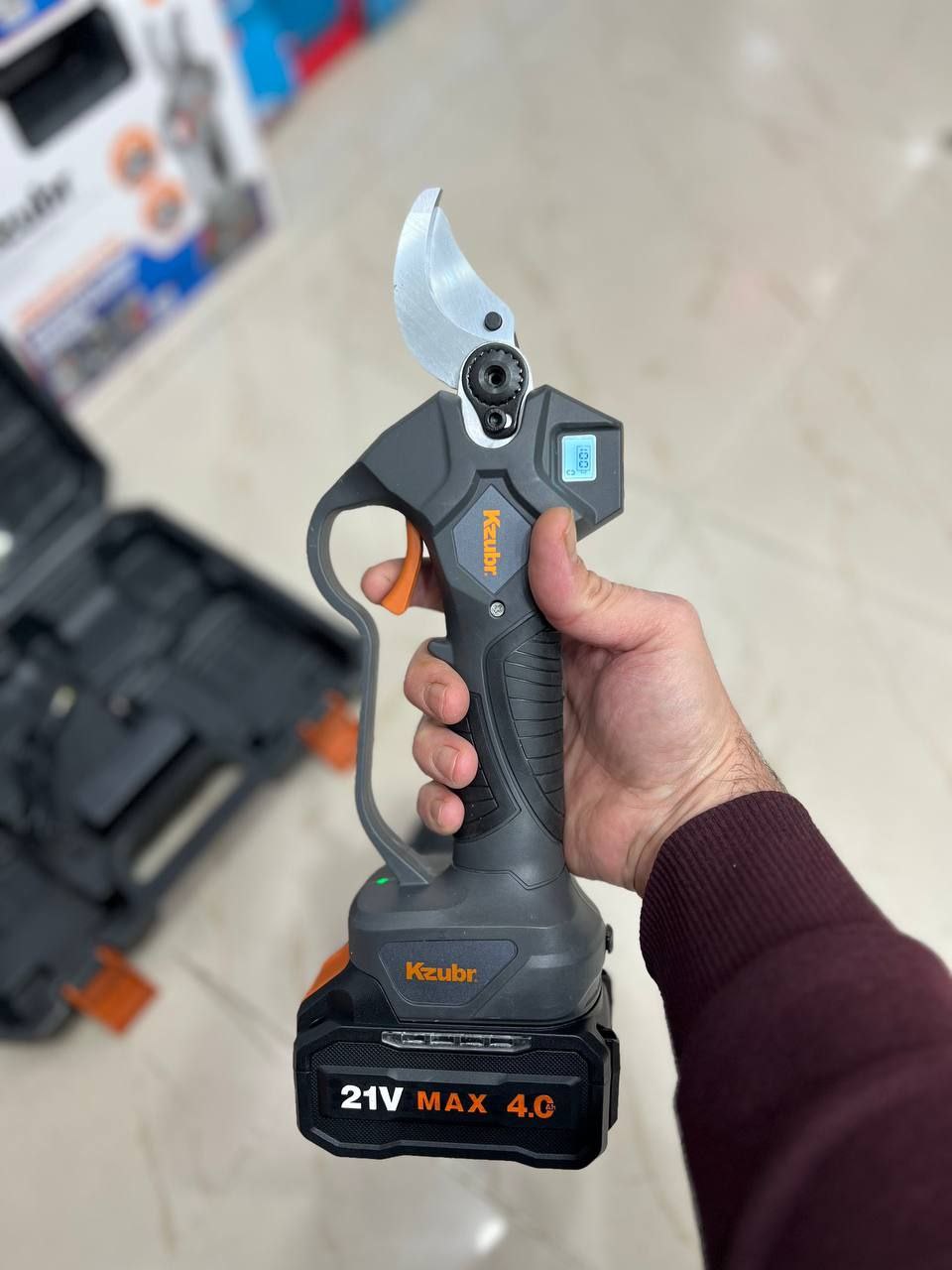 قیچی شارژی برند زوبربزرگش