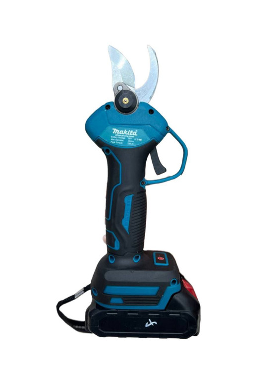 قیچی شارژی طرح ماکیتا