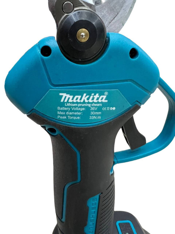 قیچی شارژی طرح ماکیتا