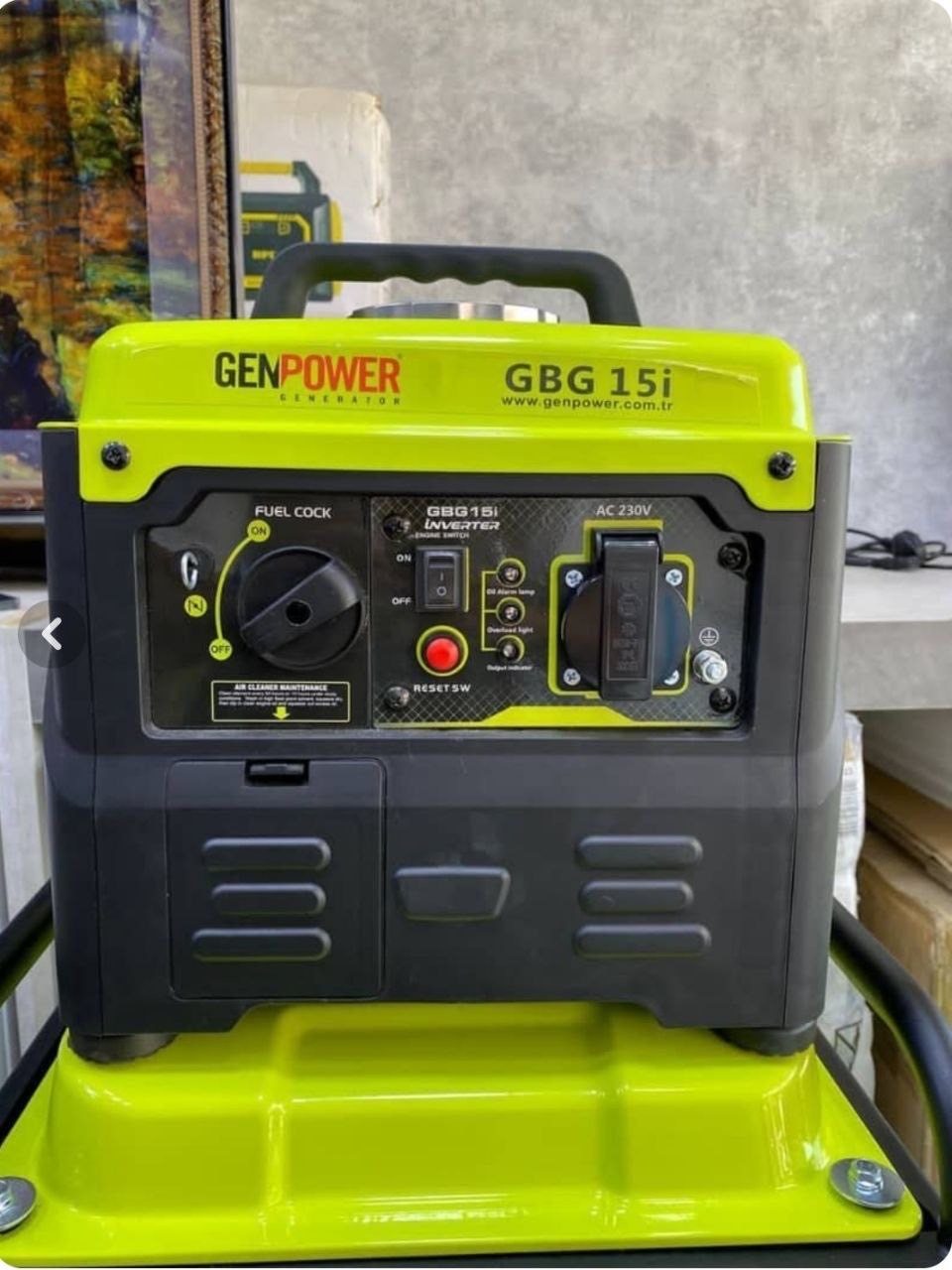 موتور برق اینورتر سایلنت جن پاور (Genpower) مدل GBG15i – ظرفیت ۱۵۰۰ وات؛ آرامش و جریان برق پایدار